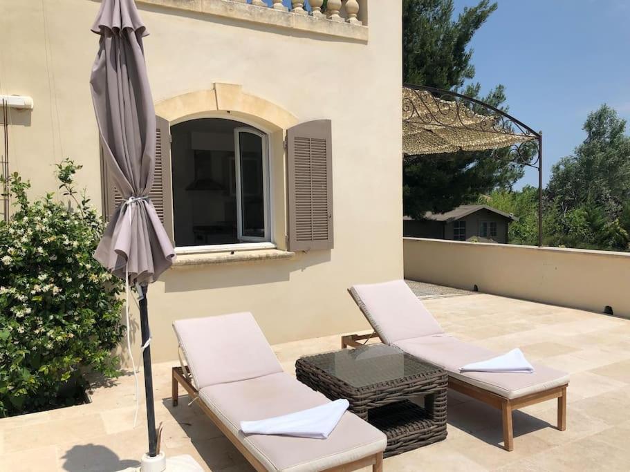 Appartement Dans Bastide A Saint Remy De Provence المظهر الخارجي الصورة